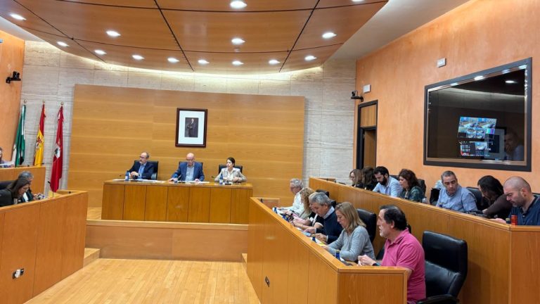Dos Hermanas congela todas las tasas municipales hasta 2027 para apoyar a familias y empresas