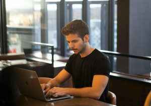 Comparativa 2025: Las mejores herramientas de email marketing para empresas y profesionales