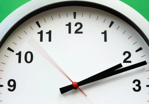 Cambio al horario de invierno en España: ¿Cuándo amanece y anochece tras el cambio de hora?