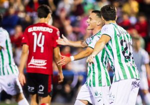 El Córdoba CF cae eliminado ante el Cieza y sigue sin pasar la Primera Ronda de la Copa del Rey