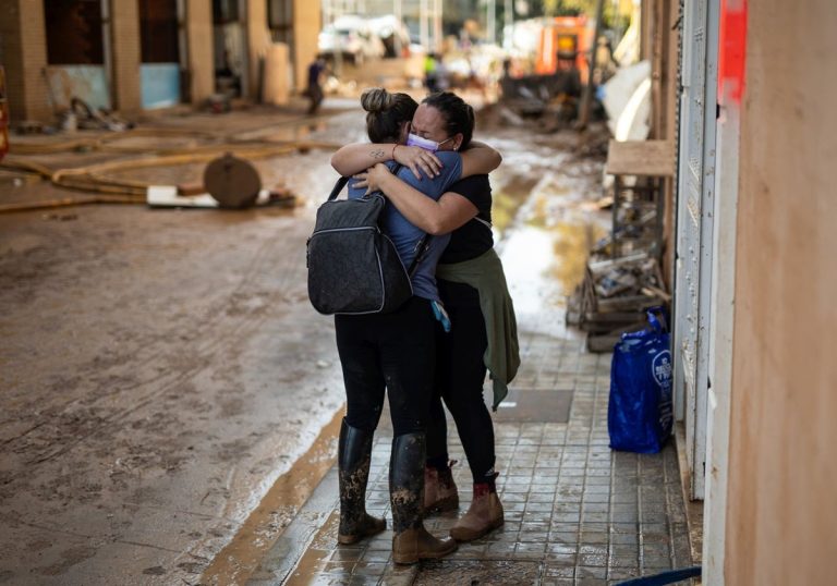 Más de 5.500 personas reciben apoyo psicológico tras las riadas en Valencia