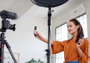 Nueva herramienta Thinkfluencer ayuda a influencers a evaluar su responsabilidad y bienestar emocional