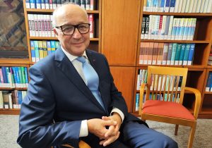 Laurent Fabius analiza la dificultad actual de lograr un acuerdo como el Acuerdo de París