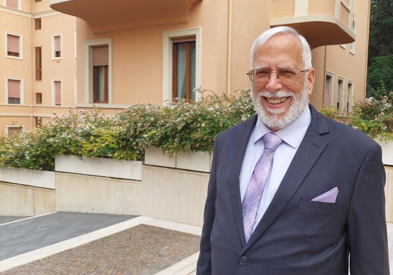 Louis Prevost, hermano conservador del Papa León XIV, entre el orgullo y las diferencias políticas
