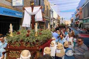 Últimas Procesiones de las Cruces de Mayo en Dos Hermanas: Tradición y Cultura Local