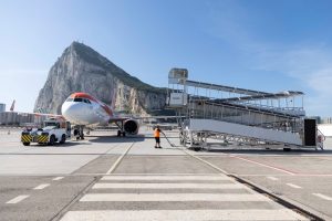 El aeropuerto de Gibraltar abre sus puertas a vuelos comerciales de la UE tras la eliminación de la Verja
