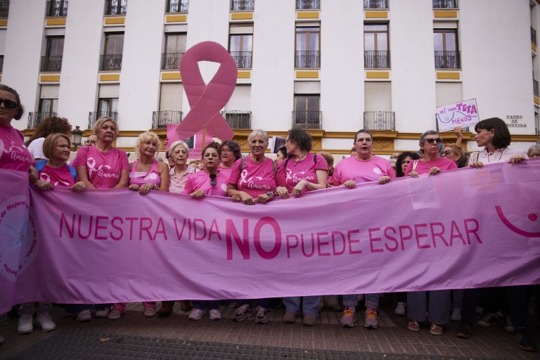 Archivo definitivo de denuncias por fallo en cribados de cáncer de mama en Andalucía