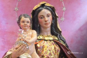 Besamanos Extraordinario a Nuestra Señora de la Oliva en Dos Hermanas